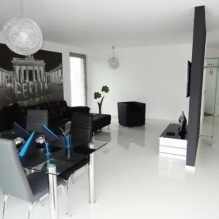 Lowe Apartment Berlin